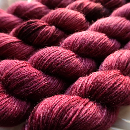 Veil of Amaranthine - BFL/ Alpaca/ Bio-Nylon | Sock