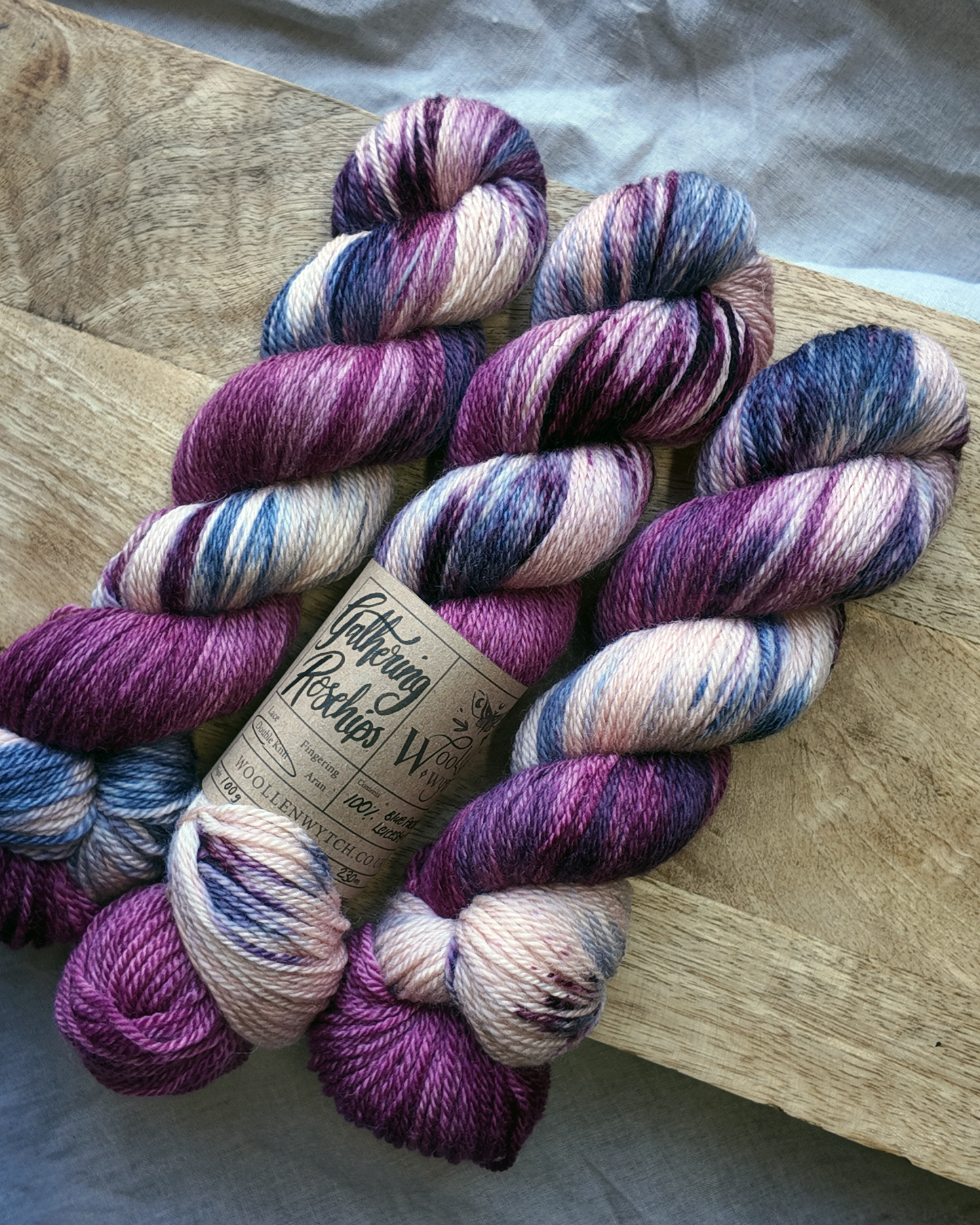 Gathering Rosehips - BFL | DK