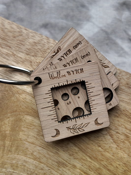 Oak Mini Knitting Tool Set