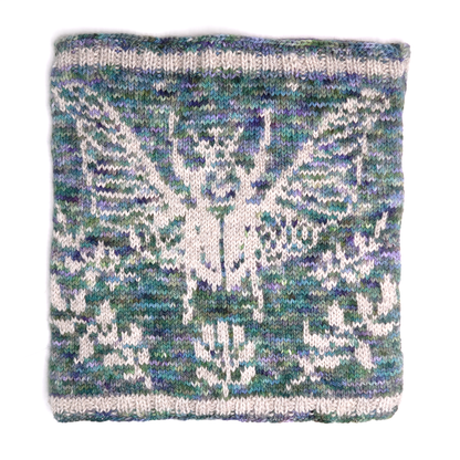 Scarab Beetle Cowl Kit including Pattern.