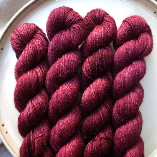 Veil of Amaranthine - BFL/ Alpaca/ Bio-Nylon | Sock