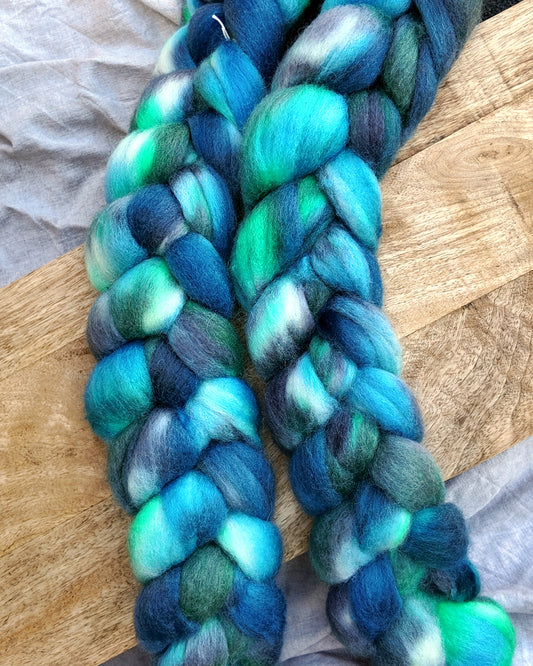 Hand dyed BFL Fibre- Blue