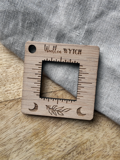 Oak Mini Knitting Tool Set