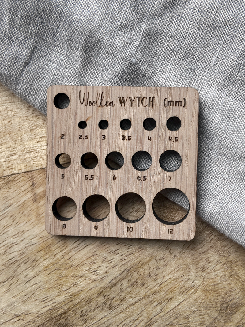 Oak Mini Knitting Tool Set