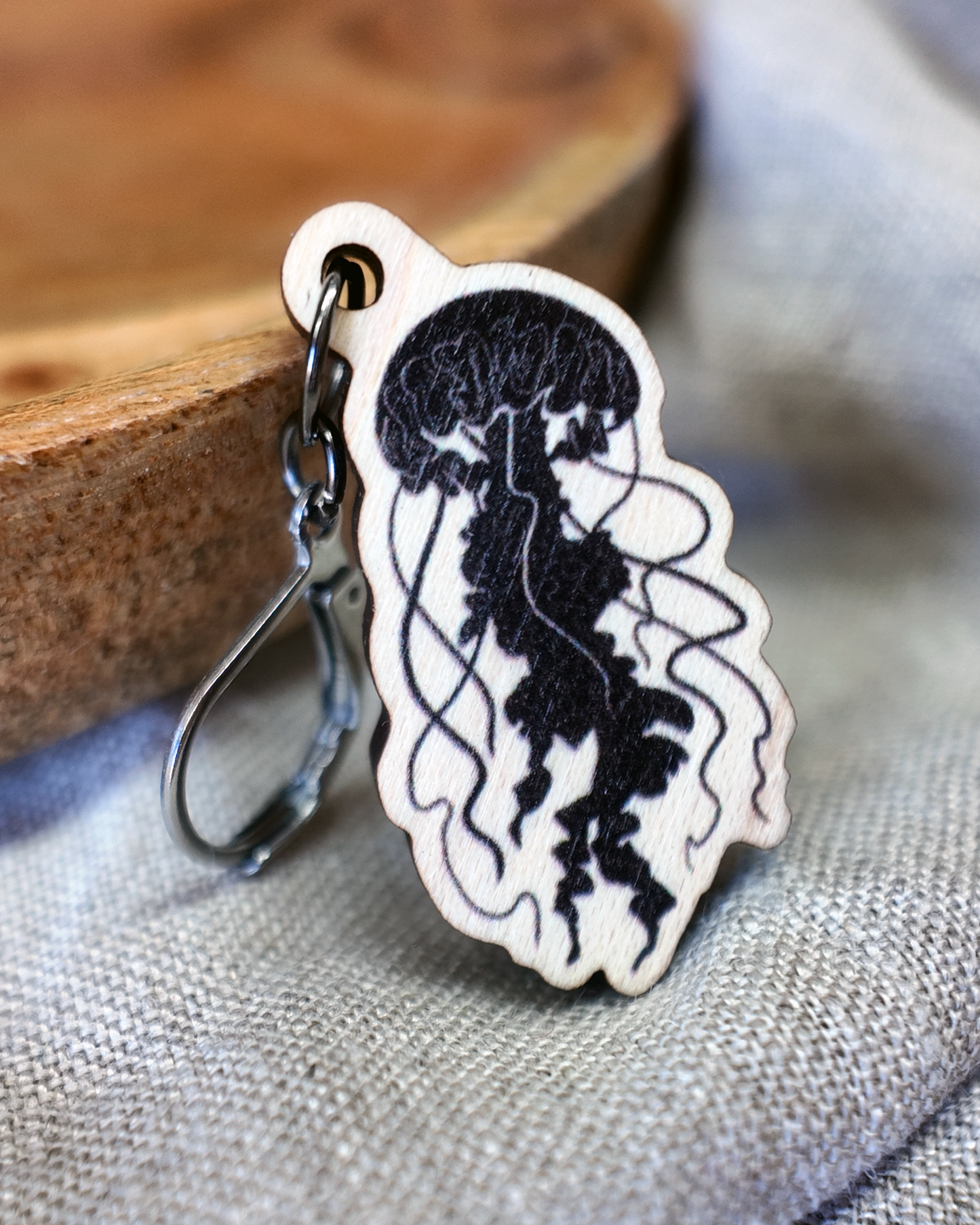 Jellyfish - Stitch Marker: Sub Club 2025